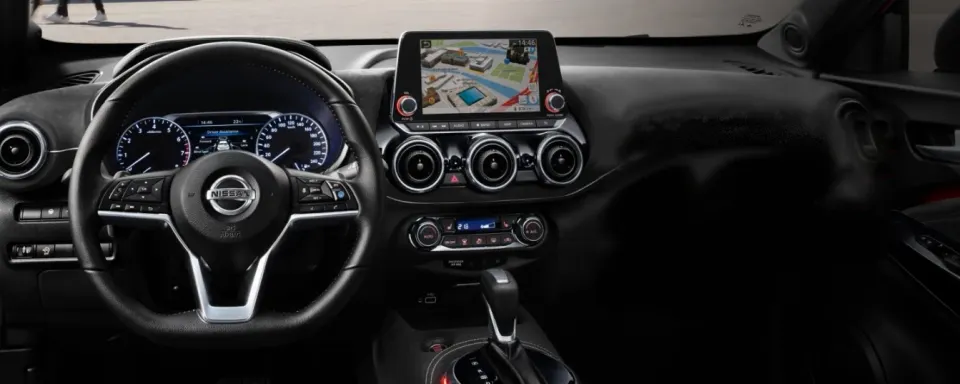 Illustration of the Nissan Juke cockpit used as a transition screen in the advergame